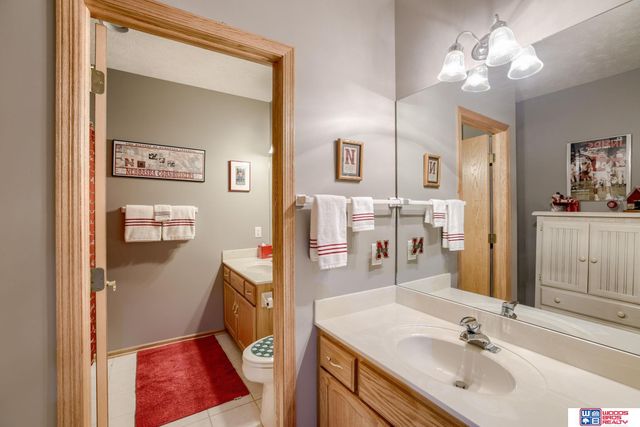 223 N Lakeview Way, Ashland, NE 68003