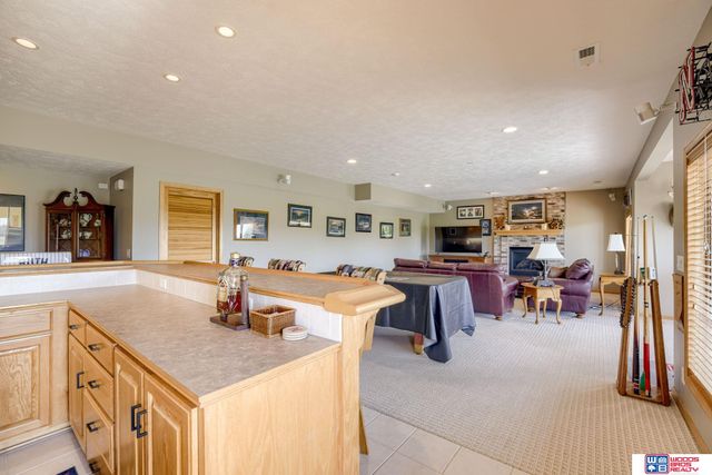 223 N Lakeview Way, Ashland, NE 68003