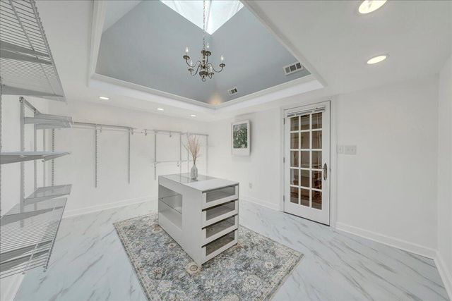 5004 Crossbow CIR, Roanoke, VA 24018