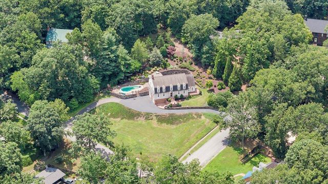 5004 Crossbow CIR, Roanoke, VA 24018