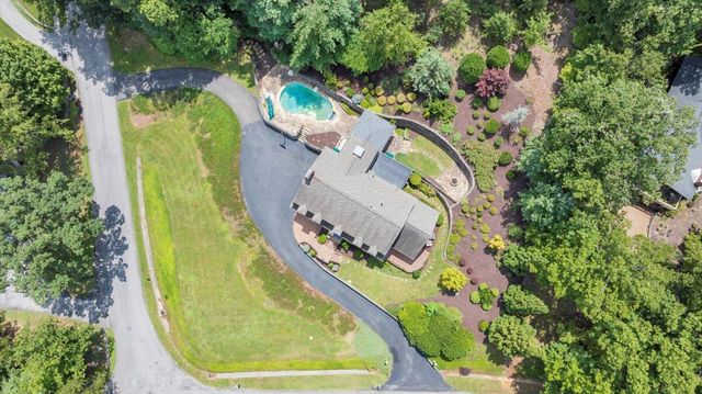 5004 Crossbow CIR, Roanoke, VA 24018