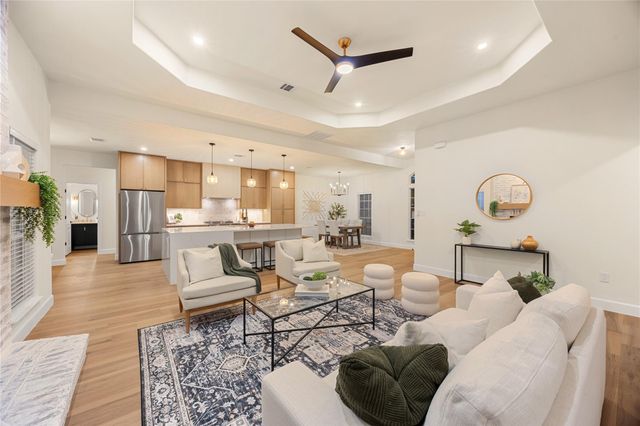 116 Oak Plaza Drive, Georgetown, TX 78628