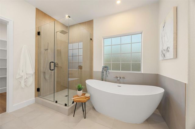 116 Oak Plaza Drive, Georgetown, TX 78628