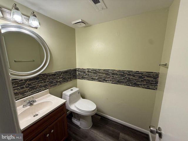 4306 EILEEN CT, Woodbridge, VA 22193