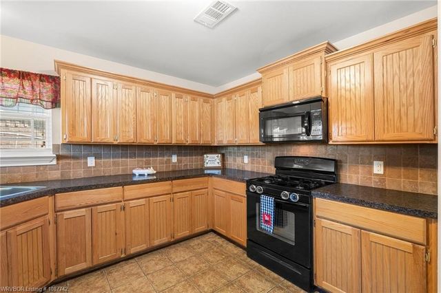 437 Riley Drive, Alma, AR 72921