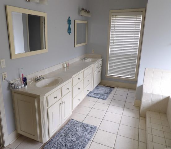 145 Gatesway Drive, Monticello, AR 71655