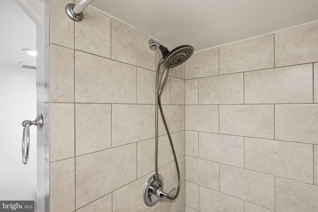 9706 DAMERON DR, Silver Spring, MD 20910