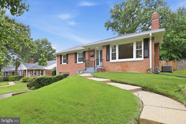 9706 DAMERON DR, Silver Spring, MD 20910