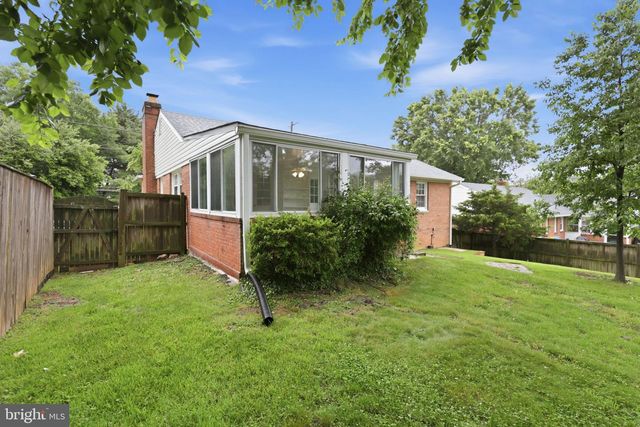 9706 DAMERON DR, Silver Spring, MD 20910