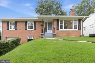 9706 DAMERON DR, Silver Spring, MD 20910