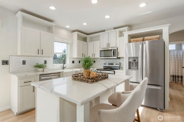 47 Sunset Meadows Lane, Port Hadlock, WA 98339