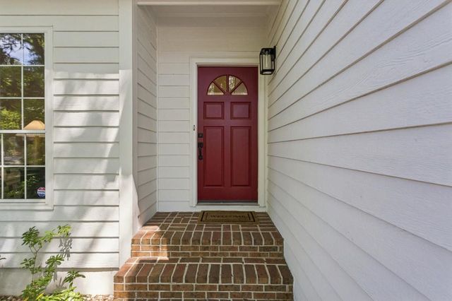 2433 Oostanaula Drive NE, Brookhaven, GA 30319