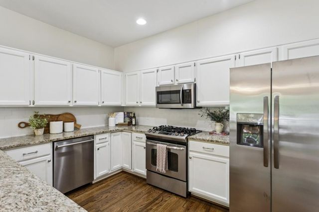 2433 Oostanaula Drive NE, Brookhaven, GA 30319