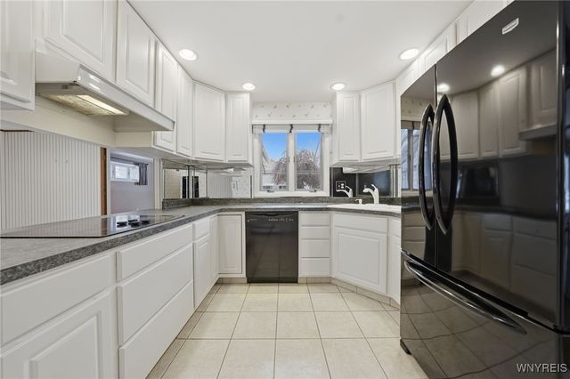 97 Ponderosa Drive, Amherst, NY 14221