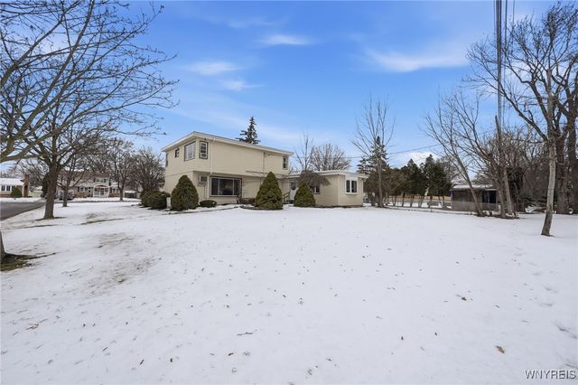 97 Ponderosa Drive, Amherst, NY 14221