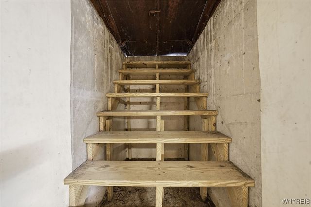 97 Ponderosa Drive, Amherst, NY 14221