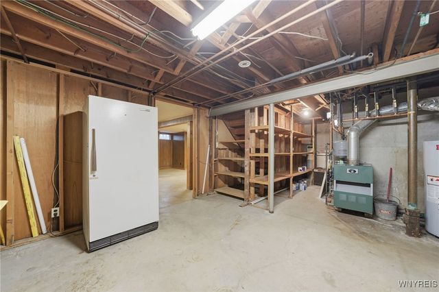 97 Ponderosa Drive, Amherst, NY 14221