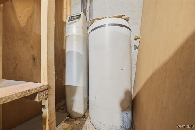 97 Ponderosa Drive, Amherst, NY 14221