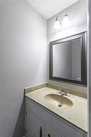 1043 Wash Lee SW Drive, Lilburn, GA 30047