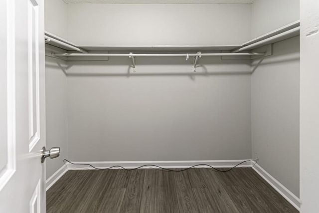 1043 Wash Lee SW Drive, Lilburn, GA 30047