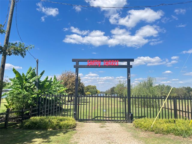 118 Calhoun Cove, East Tawakoni, TX 75472