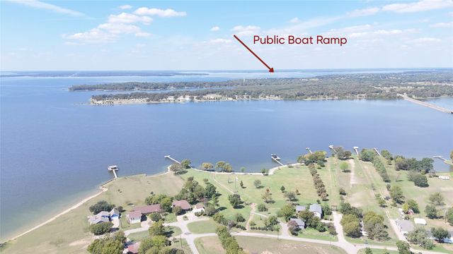 118 Calhoun Cove, East Tawakoni, TX 75472