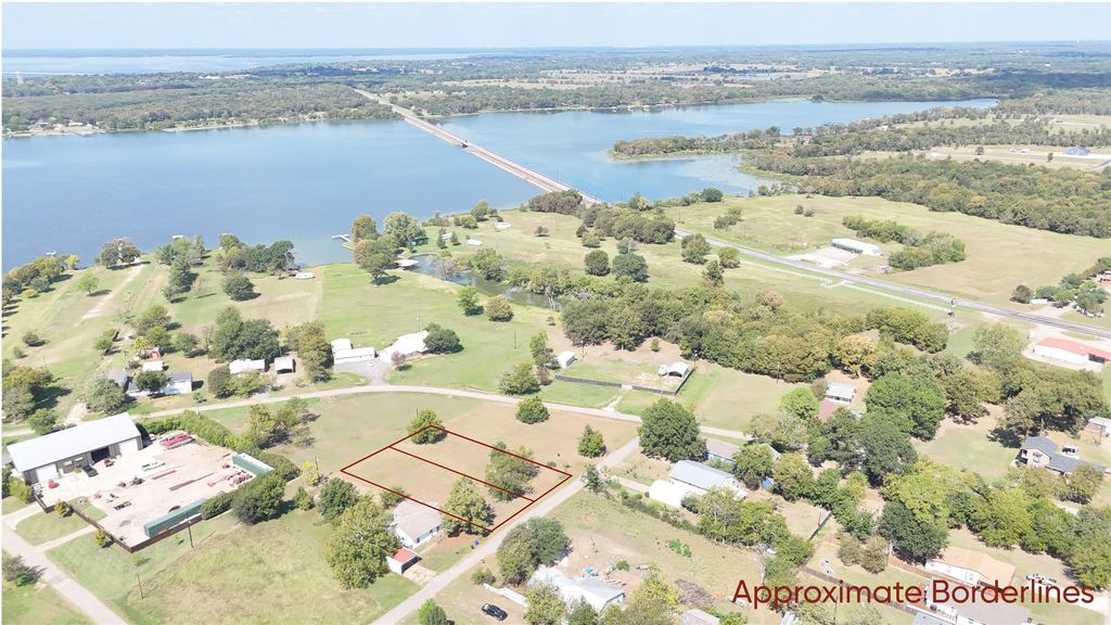 118 Calhoun Cove, East Tawakoni, TX 75472