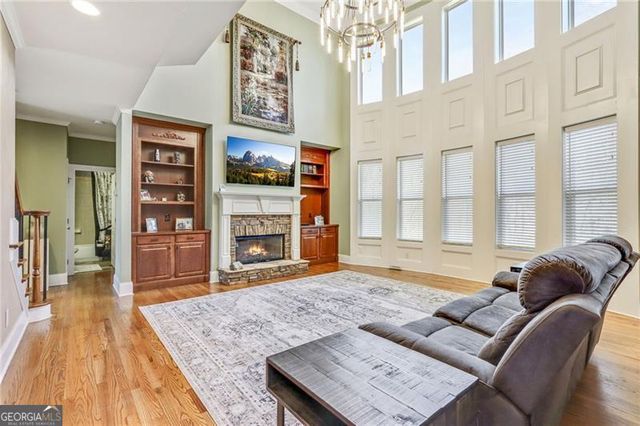 6585 Scottsfield Trace, Cumming, GA 30028