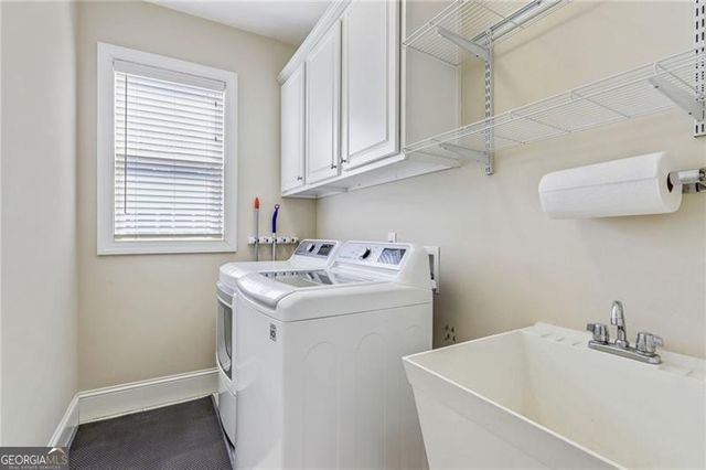 6585 Scottsfield Trace, Cumming, GA 30028