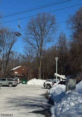 4 Red Lodge Dr 7, Vernon Twp., NJ 07462