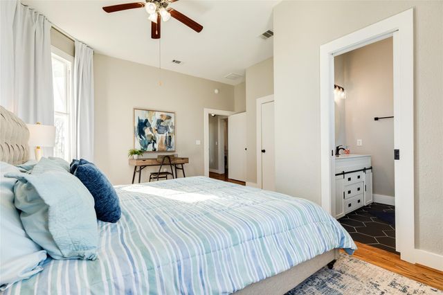 1118 Avenue K, Galveston, TX 77550