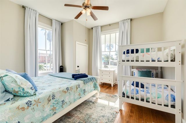 1118 Avenue K, Galveston, TX 77550