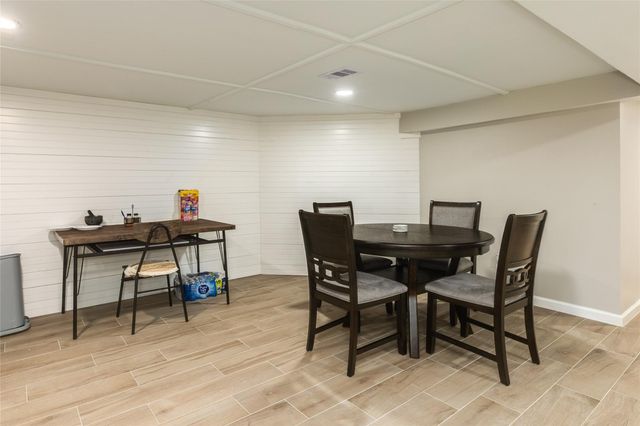 1118 Avenue K, Galveston, TX 77550