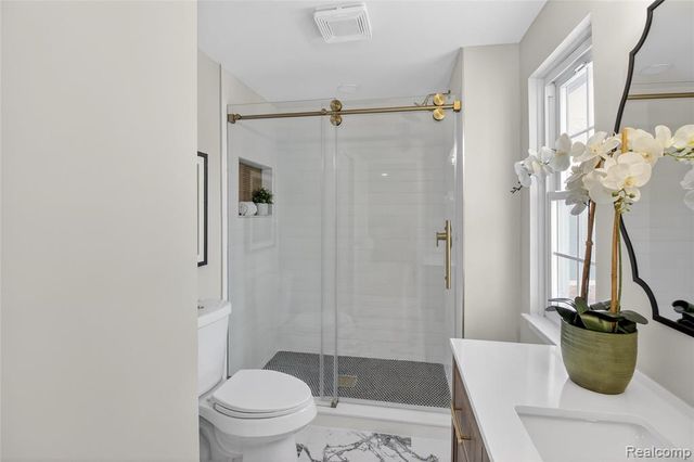 42142 Gladwin Street, Northville, MI 48167