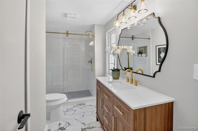 42142 Gladwin Street, Northville, MI 48167