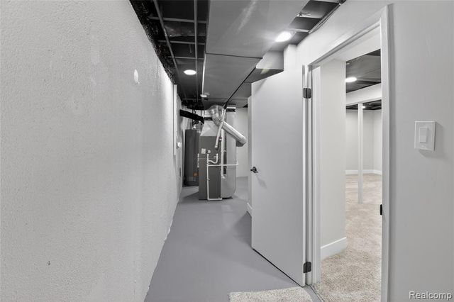 42142 Gladwin Street, Northville, MI 48167