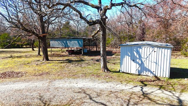 39 Honeydo Lane, Stigler, OK 74462