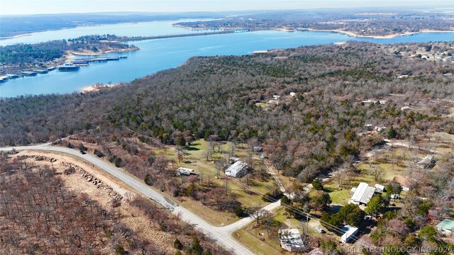 39 Honeydo Lane, Stigler, OK 74462