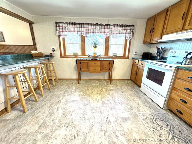 39 Honeydo Lane, Stigler, OK 74462