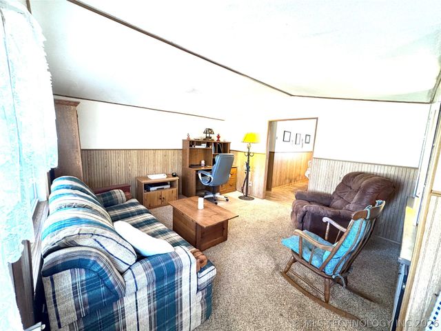 39 Honeydo Lane, Stigler, OK 74462