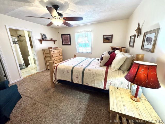 39 Honeydo Lane, Stigler, OK 74462