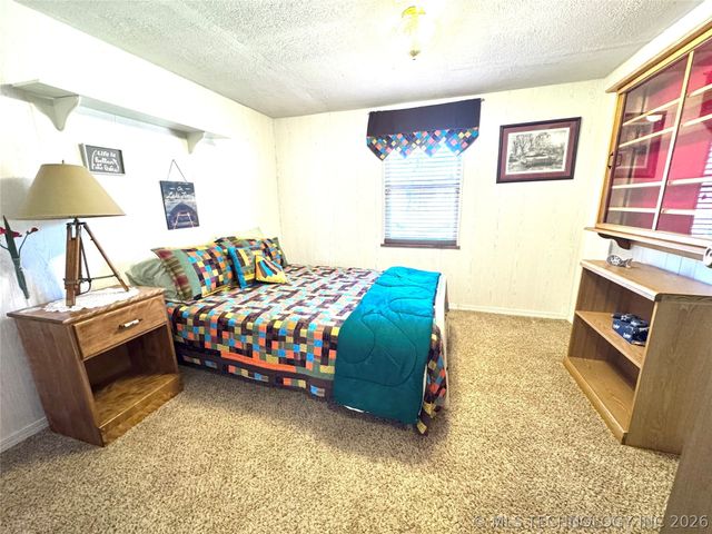 39 Honeydo Lane, Stigler, OK 74462