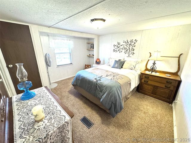 39 Honeydo Lane, Stigler, OK 74462