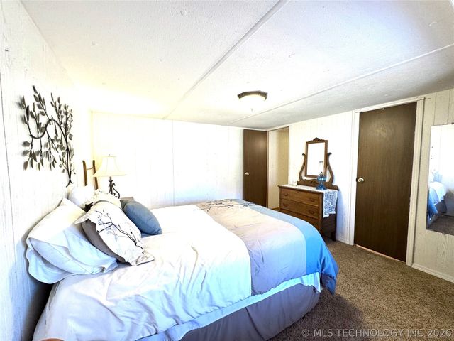 39 Honeydo Lane, Stigler, OK 74462