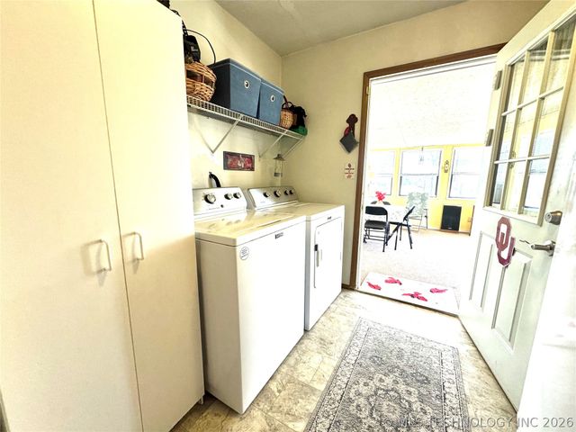 39 Honeydo Lane, Stigler, OK 74462