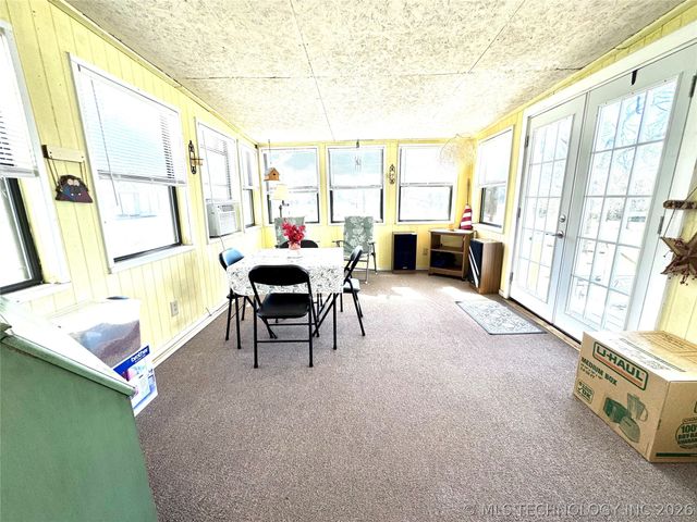 39 Honeydo Lane, Stigler, OK 74462