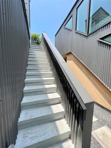 1100 Brass ST 2B, Austin, TX 78702