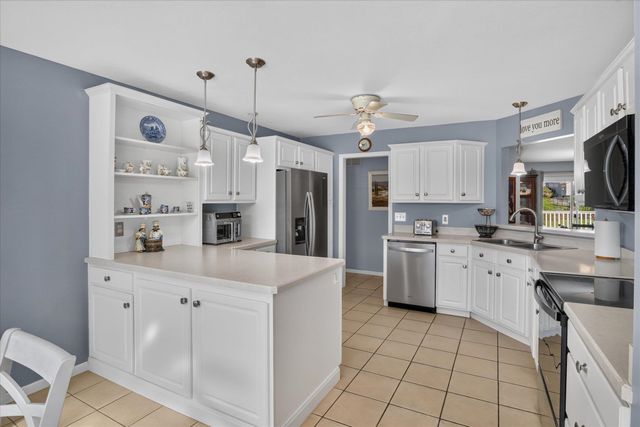 18121 Lisbon Drive, South Bend, IN 46637