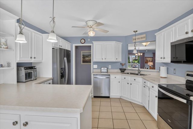 18121 Lisbon Drive, South Bend, IN 46637