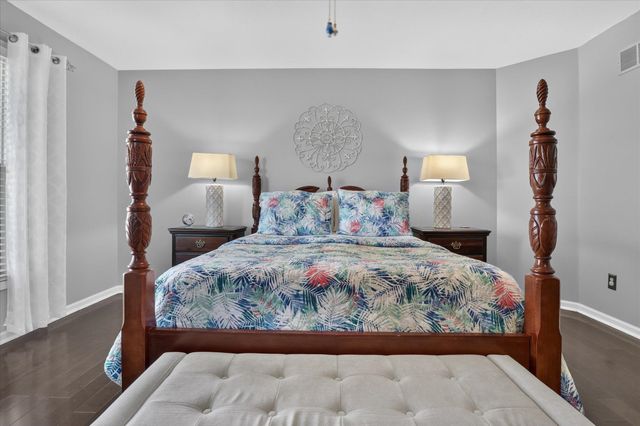 18121 Lisbon Drive, South Bend, IN 46637